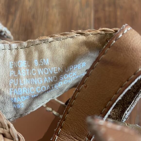 STEVE MADDEN Engel Platform Wedge Sandals - Picture 6 of 6